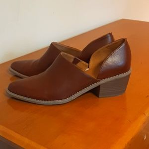 Universal Thread Brown Mules Size 10
